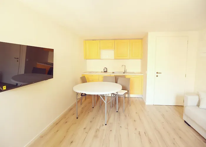 Ross\' House 2