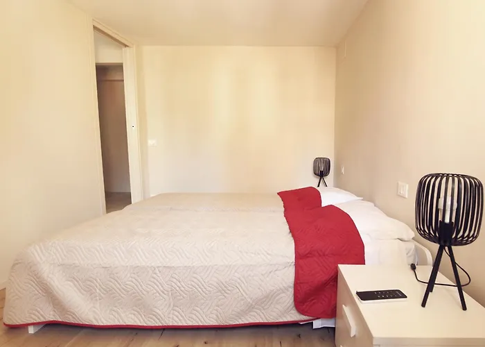 Ross\' House 2
