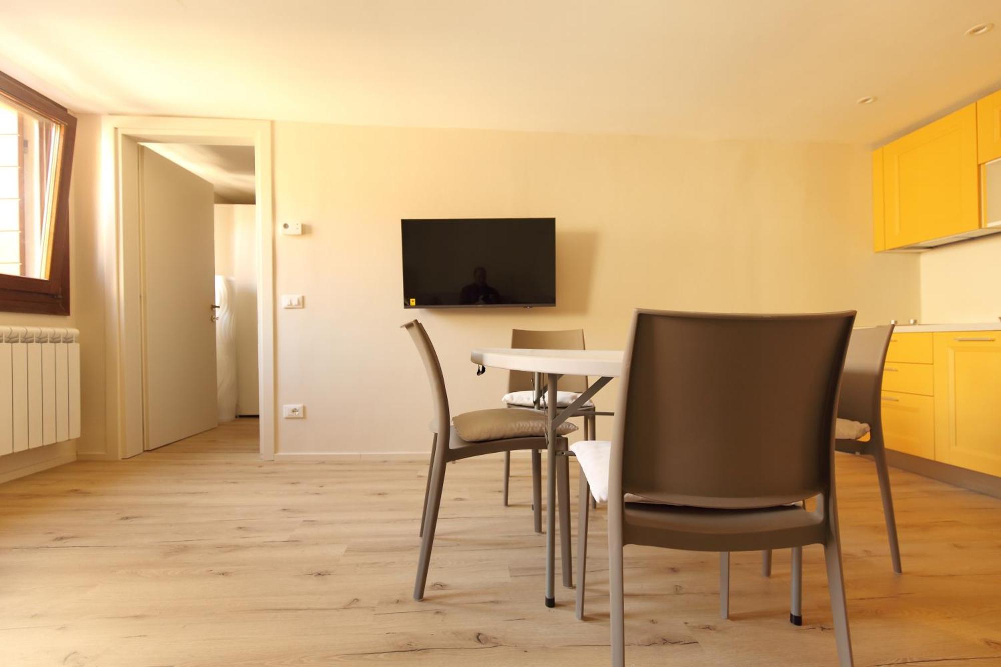 Ross' House 2 Apartamento Venecia